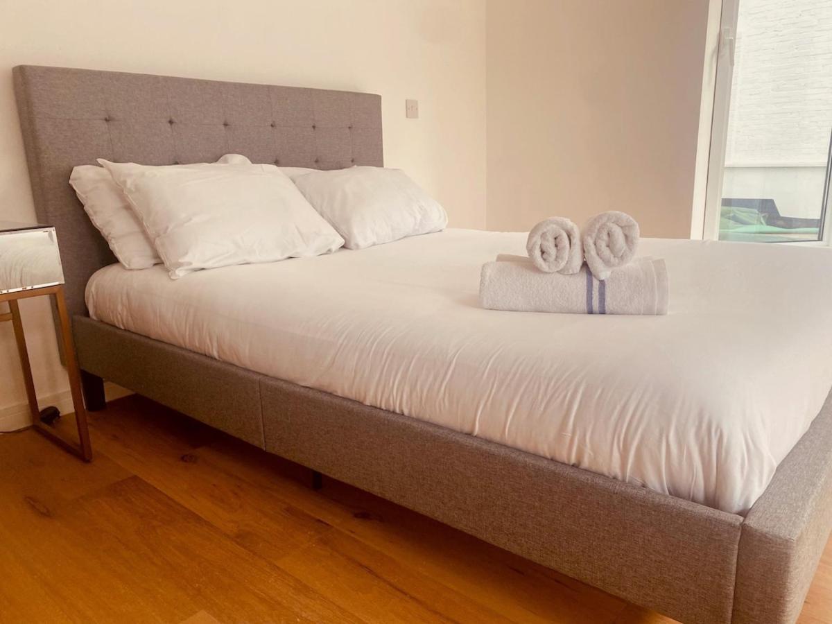 Spacious 1 Bed Flat In The Londra